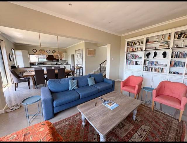 3 BEDROOM PROPERTY TO RENT IN ORANJEZICHT